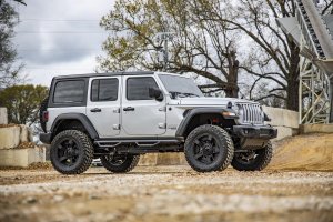 Jeep Wrangler Suspension Lift Kit - Rough Country - 1.25 Inch Body Lift Kit - '18-'25